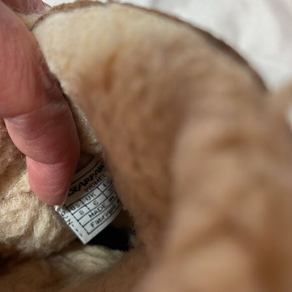 Bearpaw Tan Suede Wool Lining Winter Boots. Size 8. - Picture 11 of 11